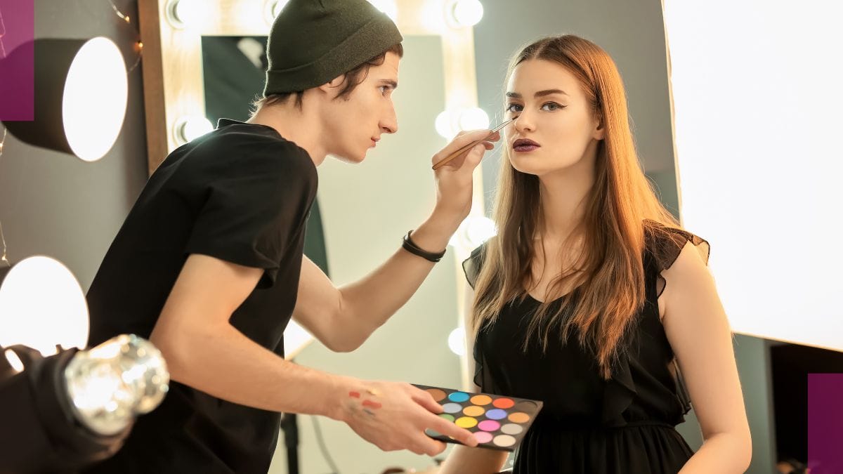 makeup-money A MUA uses his makeup that he bought after learning how to save money on makeup.
