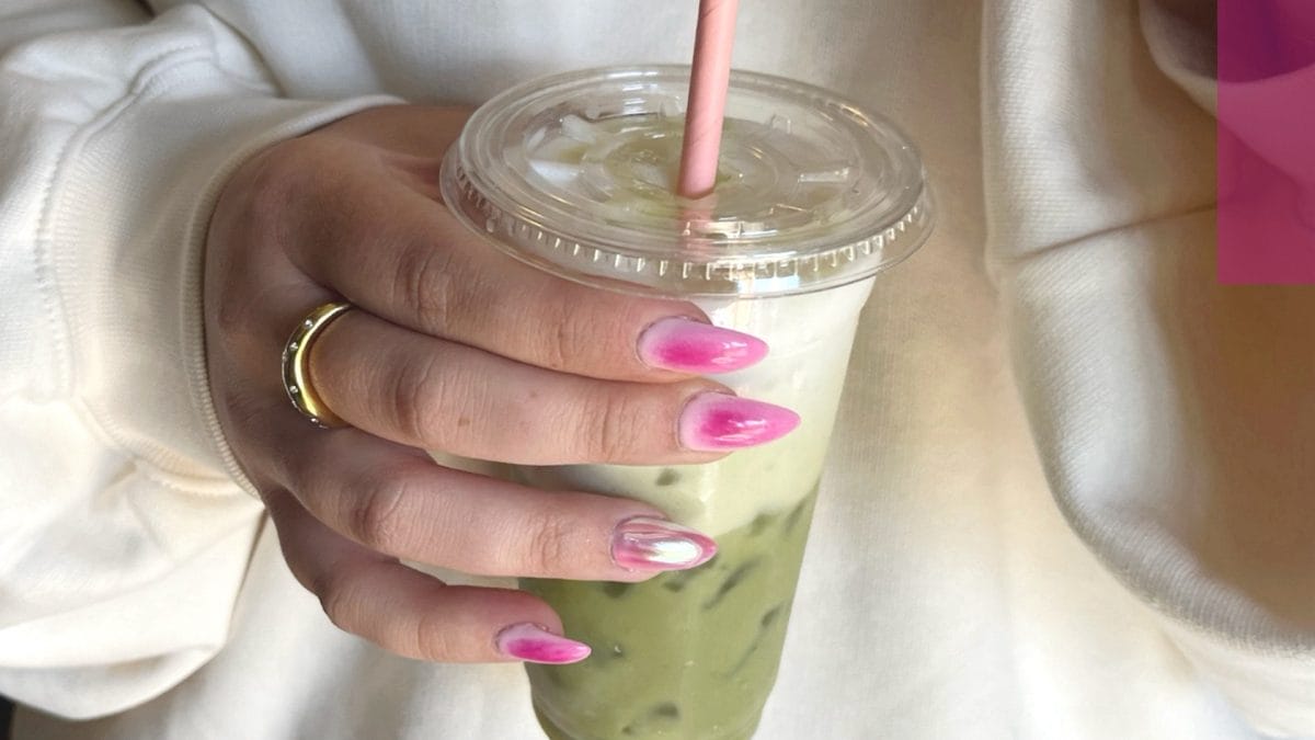 pink blush nail art for winter-valentine's day transitional design